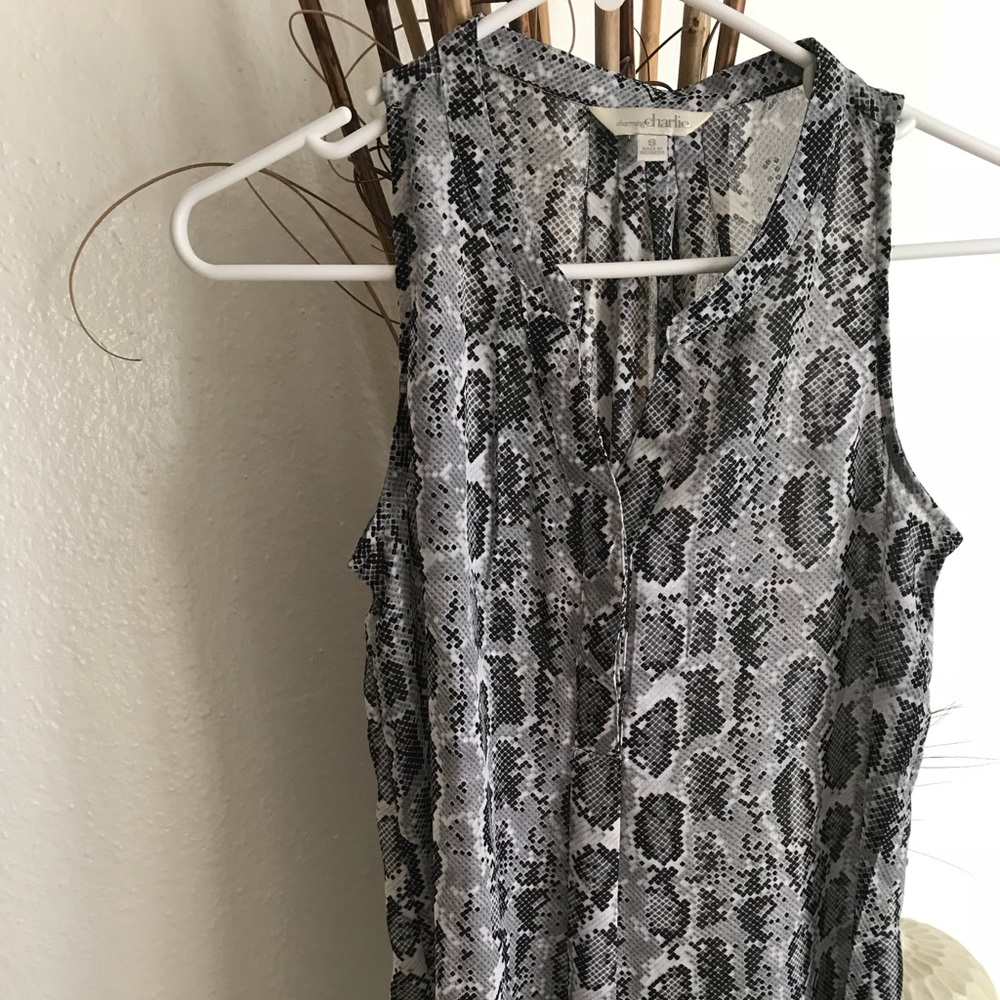 Charming Charlie blouse